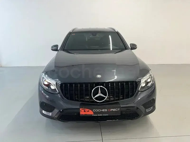 Usado Mercedes GLC220 AMG line 170 CV (125 kW) 2017 Negro SUV