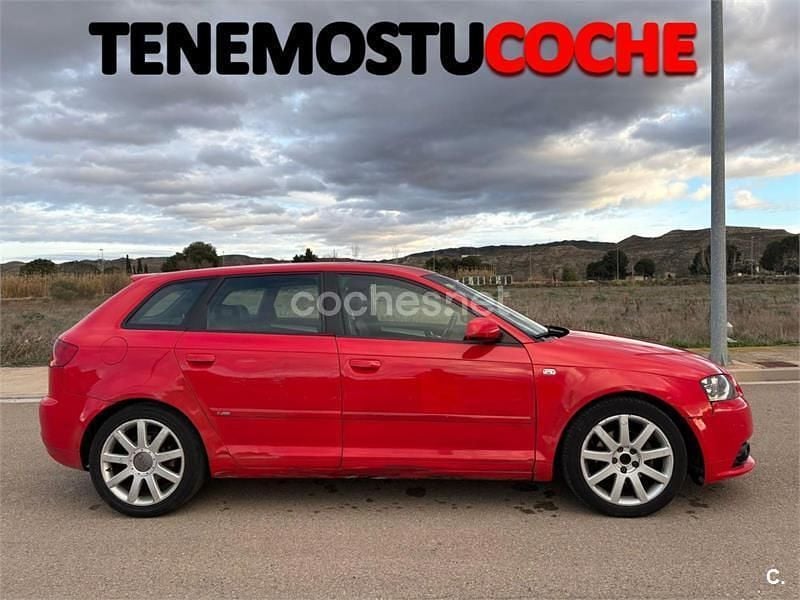 Usado Audi A3 Ambiente 140 CV (102 kW) 2008 Rojo Utilitario