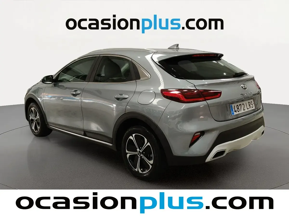 Usado Kia XCeed 141 CV (103 kW) 2021 Gris SUV