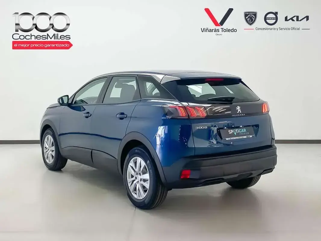Usado Peugeot 3008 Active 131 CV (96 kW) 2023 Azul SUV