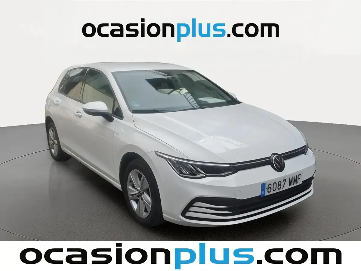 Usado VW Golf VIII Life 110 HP (80 kW) 2023 Branco Citadino