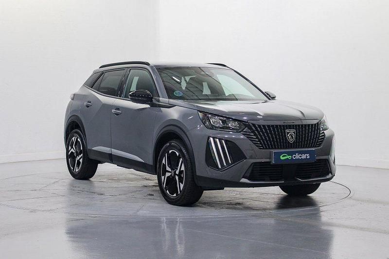 Usado Peugeot 2008 Allure 136 CV (100 kW) 2025 Gris / plata SUV