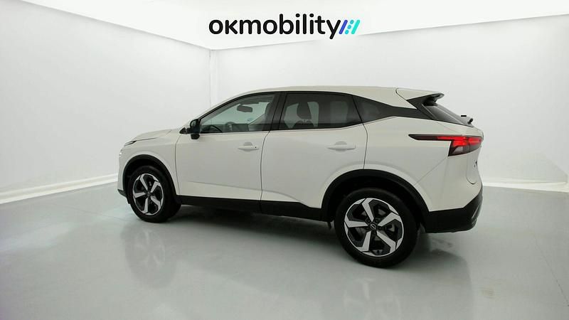 Usado Nissan Qashqai N-Connecta 158 CV (116 kW) 2024 Blanco perlado SUV