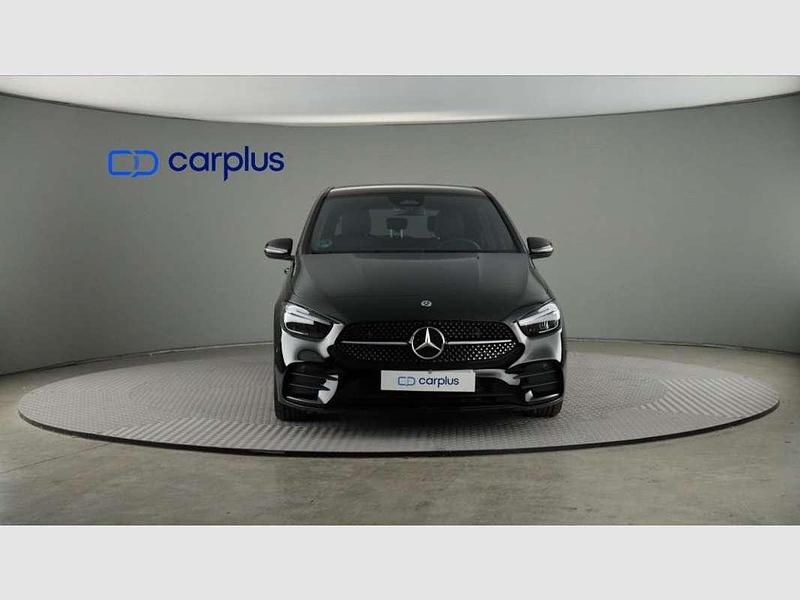 Usado Mercedes B200 150 CV (110 kW) 2024 Negro Monovolumen