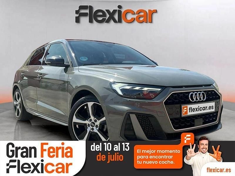Gris / plata Usado 2021 Audi A1 Sportback S-Line Utilitario | 21.390 € (Un poco caro) - Imagen 1/4