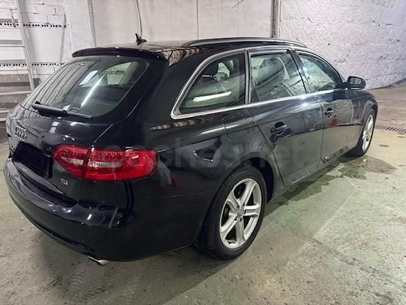 Usado Audi A4 Attraction 204 CV (150 kW) 2012 Negro Familiar