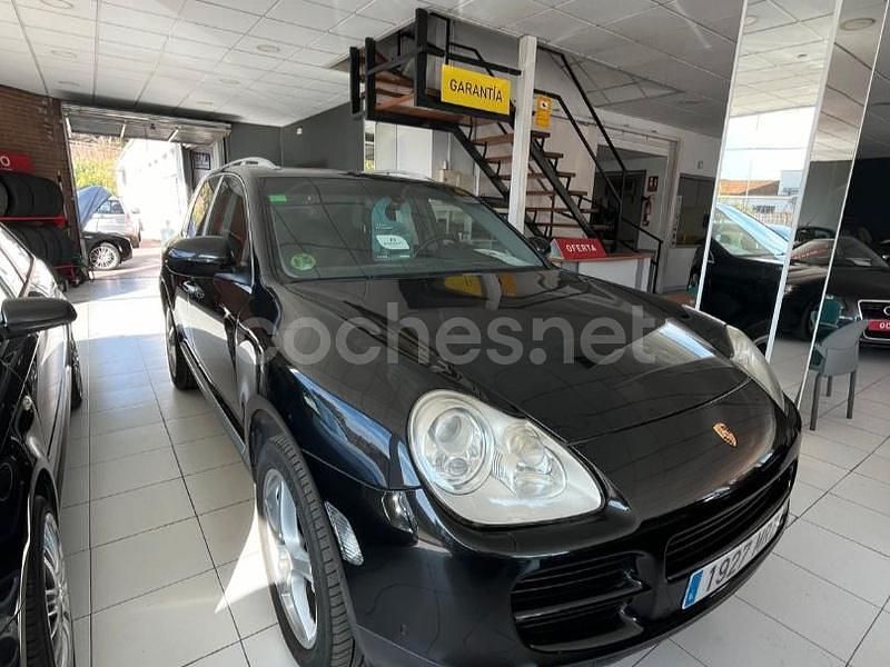 Käytetty Porsche Cayenne S 340 HP (250 kW) 2005 Musta Katumaasturi