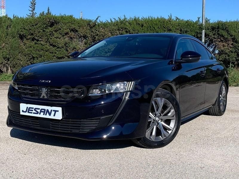 Usado Peugeot 508 Allure 130 CV (95 kW) 2021 Azul Berlina