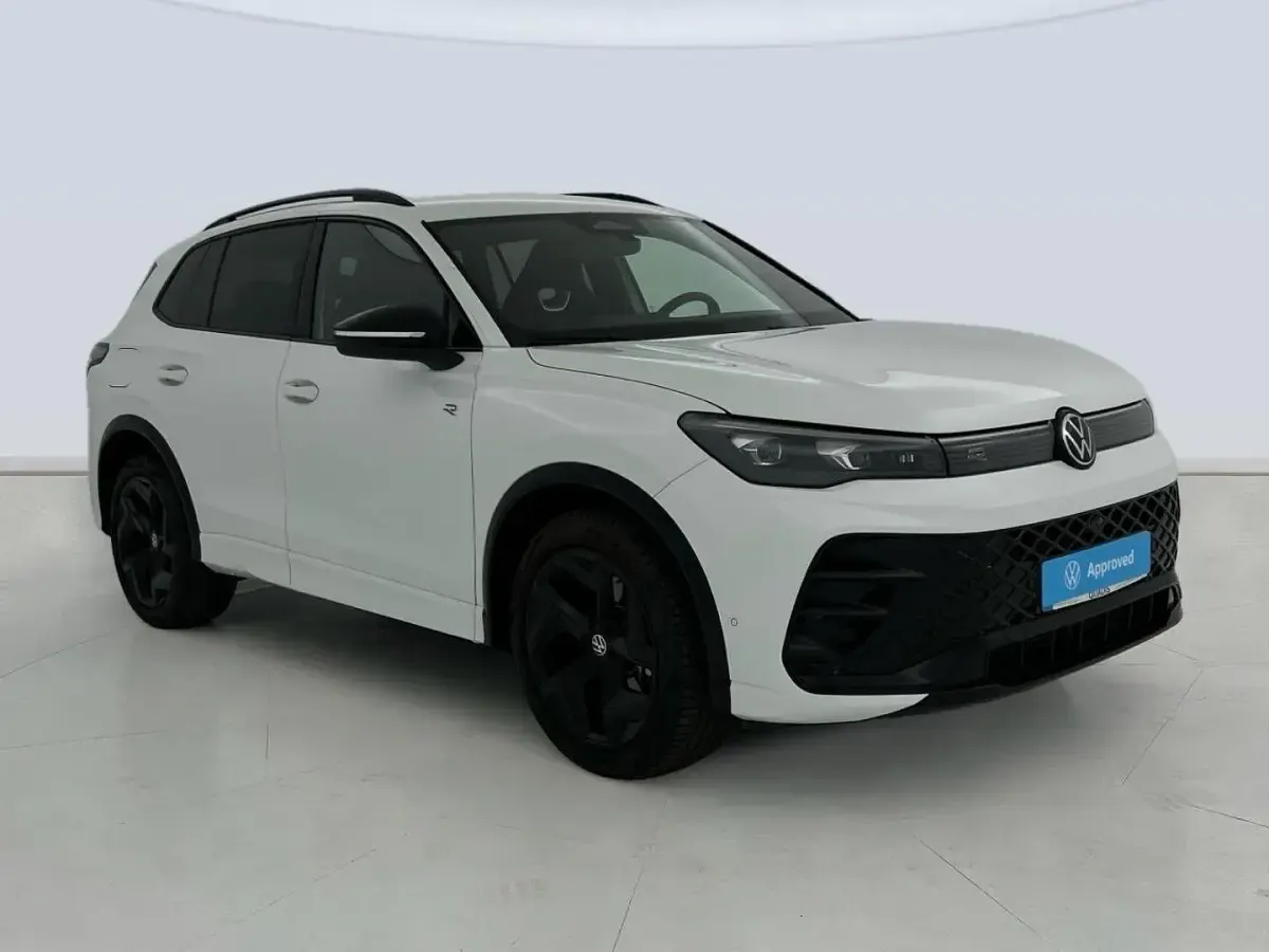 Usado VW Tiguan R-line 150 CV (110 kW) 2026 Blanco SUV