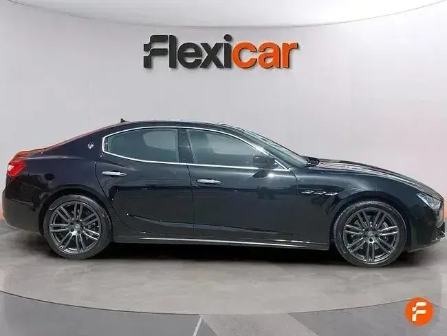 Usado Maserati Ghibli 275 CV (202 kW) 2018 Negro Coupe