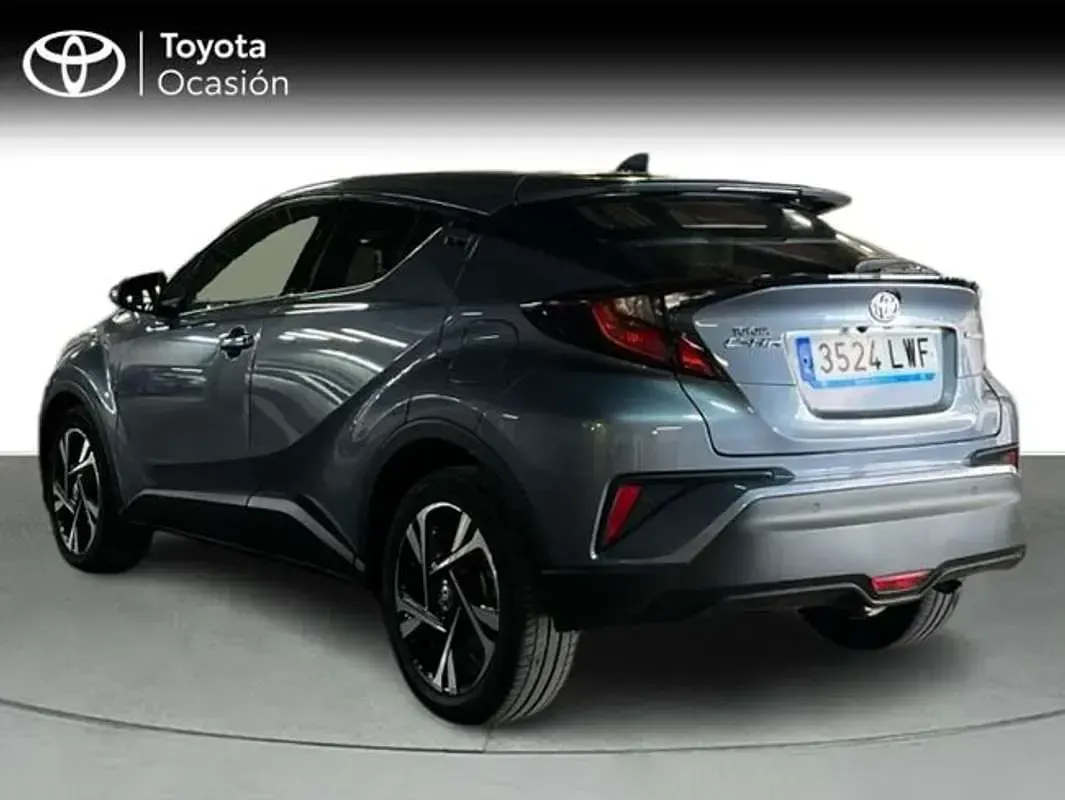 Usado Toyota C-HR Advance 122 CV (89 kW) 2022 Gris SUV