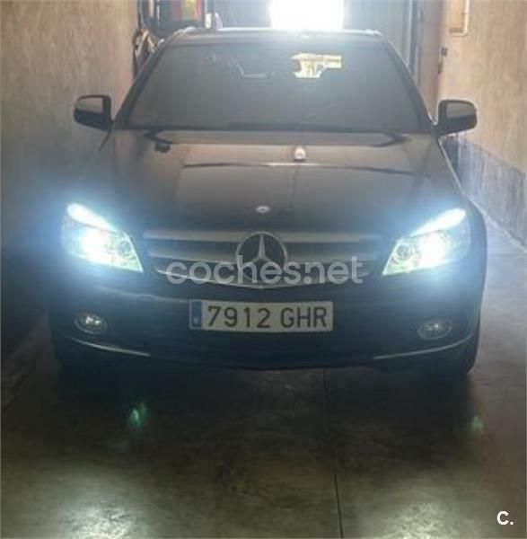 Azul Usado 2008 Mercedes C220 Avantgarde Berlina | 9000 € (Precio justo) - Imagen 1/4