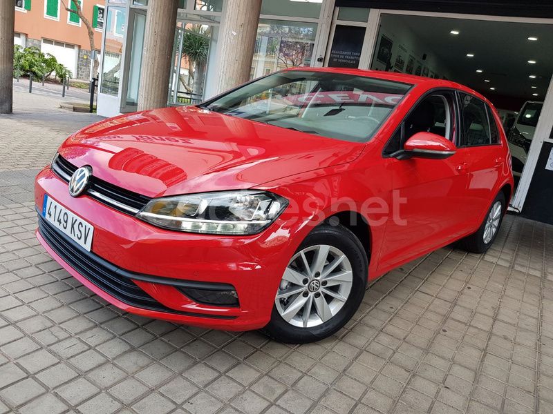 Rojo Usado 2019 VW Golf VII Business Berlina | 16.900 € (Precio justo) - Imagen 1/4