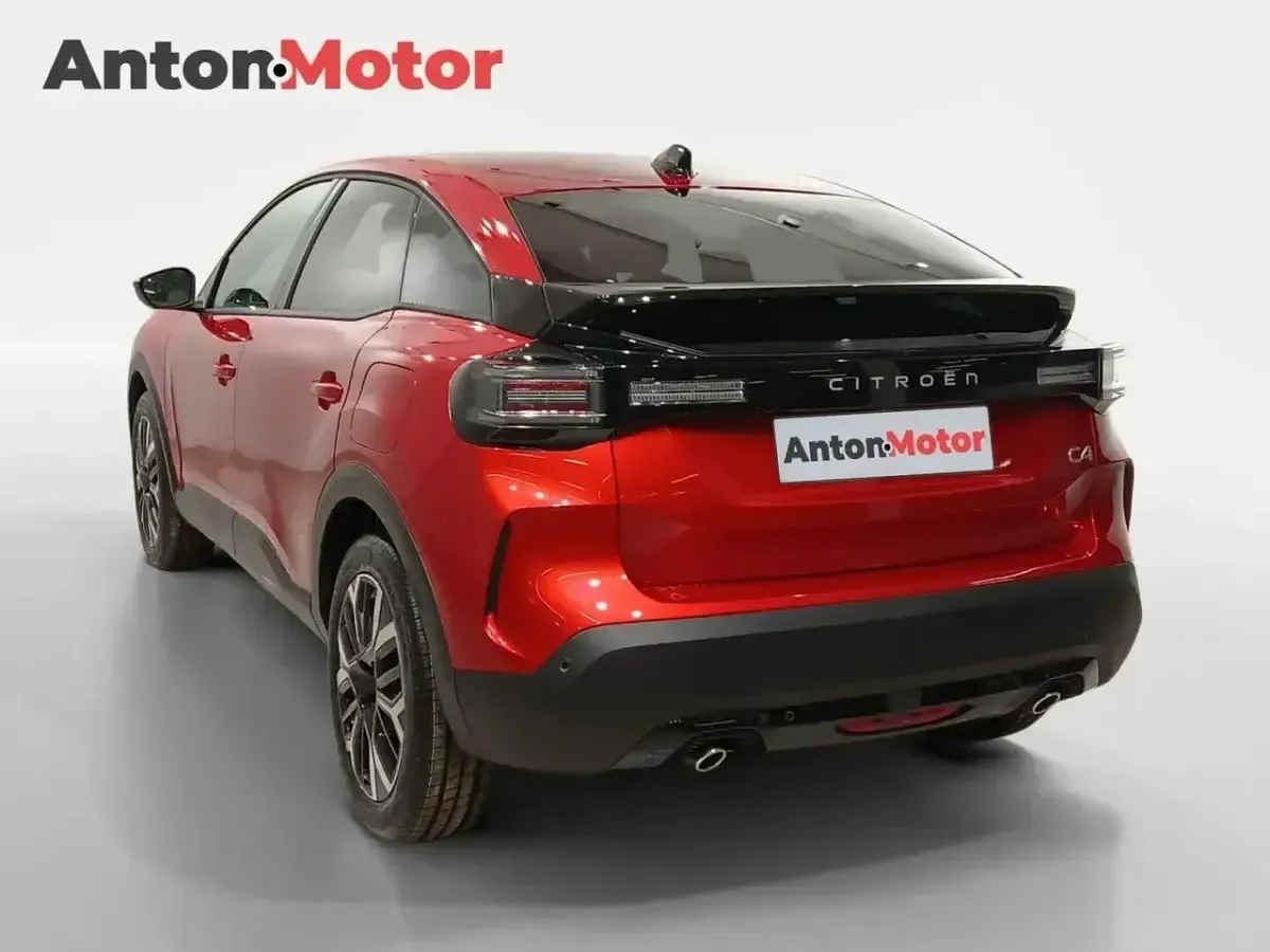 Usado Citroën C4 145 CV (106 kW) 2024 Rojo SUV