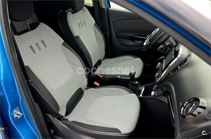 Usado Renault Captur Zen 90 HP (66 kW) 2017 Azul SUV