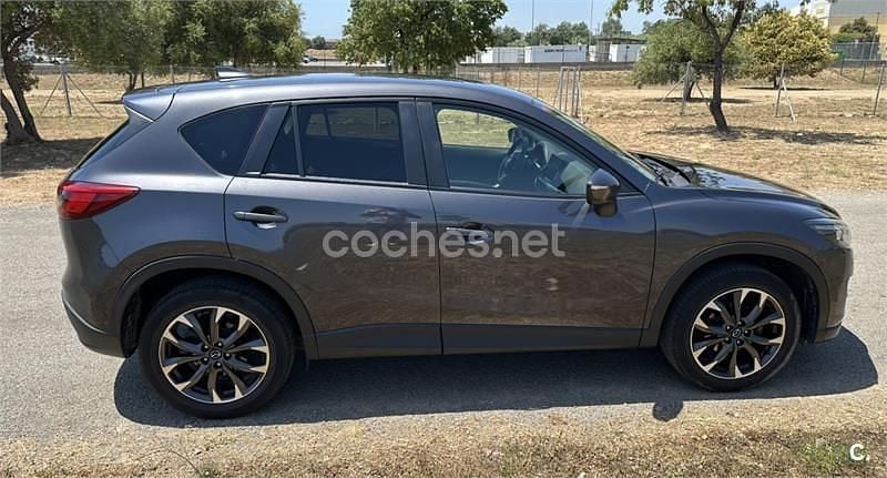 Usado Mazda CX-5 Edition 150 CV (110 kW) 2016 Gris / plata SUV