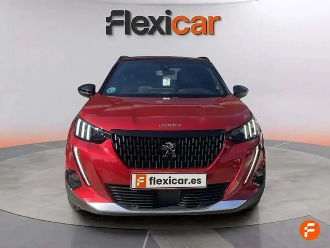 Usado Peugeot 2008 GT 156 CV (114 kW) 2021 Rojo SUV