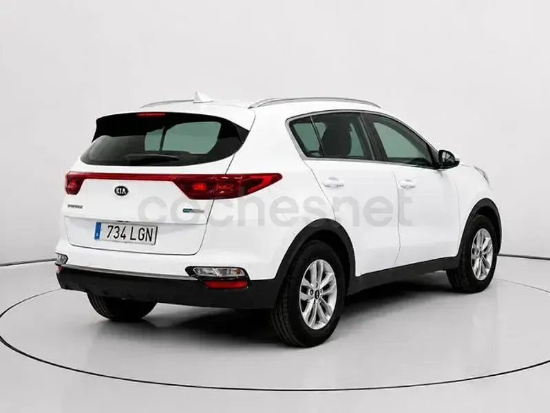 Usado Kia Sportage 115 CV (84 kW) 2020 Blanco SUV