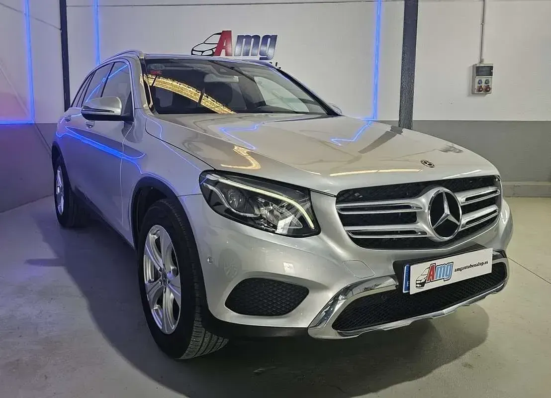 Usado Mercedes GLC250 204 CV (150 kW) 2019 Blanco SUV