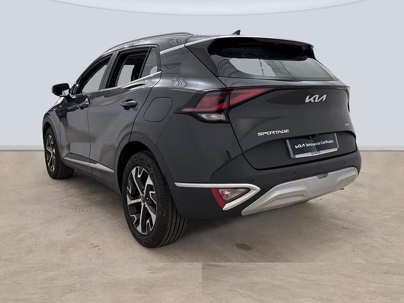 Usado Kia Sportage 230 CV (169 kW) 2024 Gris SUV