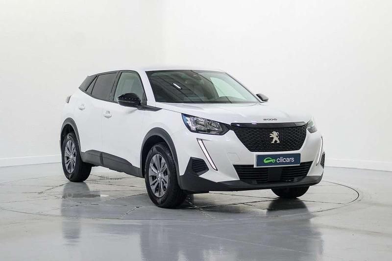 Usado Peugeot 2008 Active 110 CV (80 kW) 2022 Blanco SUV