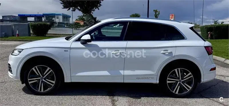 Używany Audi Q5 S-Line 163 KM (119 kW) 2020 Biały SUV