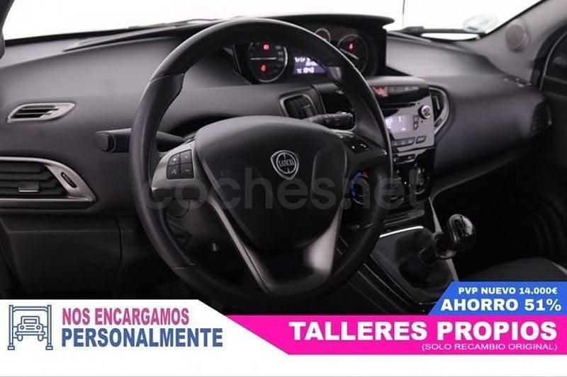 Usado Lancia Ypsilon 69 CV (50 kW) 2014 Blanco Utilitario