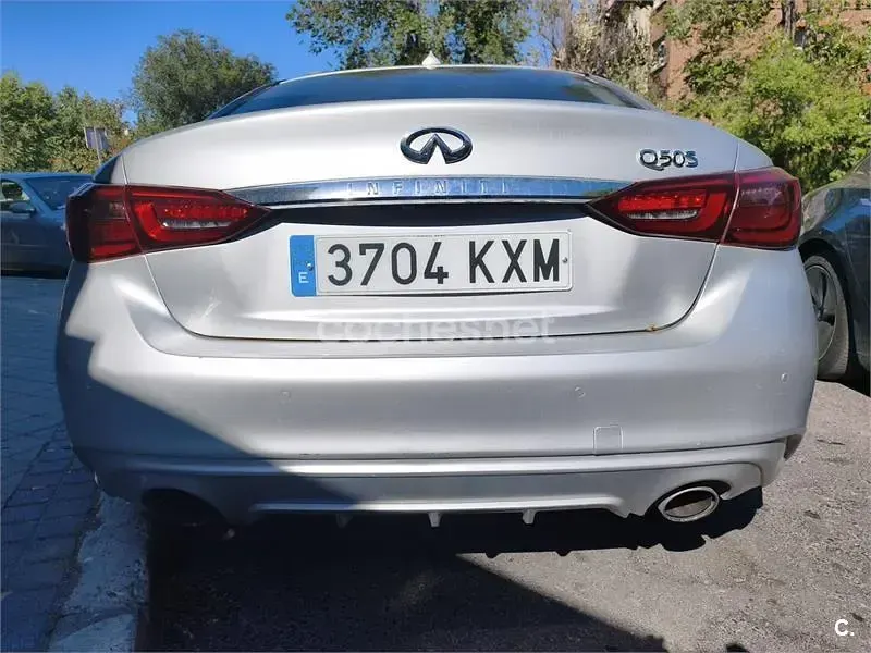 Usado Infiniti Q50 Sport Tech 364 CV (267 kW) 2019 Gris / plata Berlina
