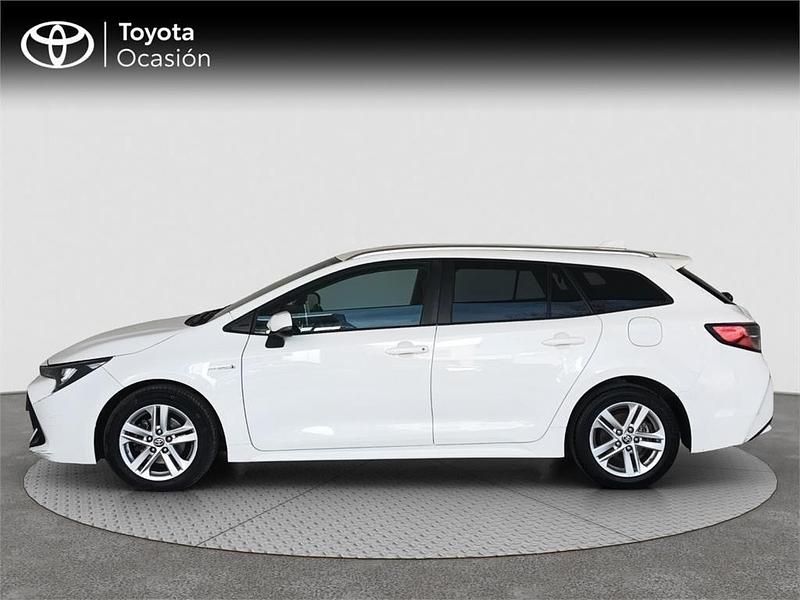 Usado Toyota Corolla Active 122 CV (89 kW) 2021 Blanco Familiar