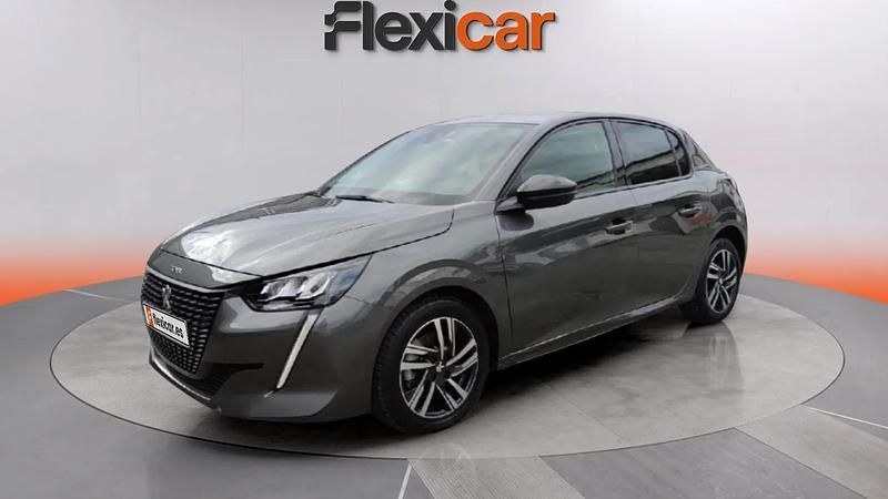 Usado Peugeot 208 Allure 101 CV (74 kW) 2023 Gris Utilitario