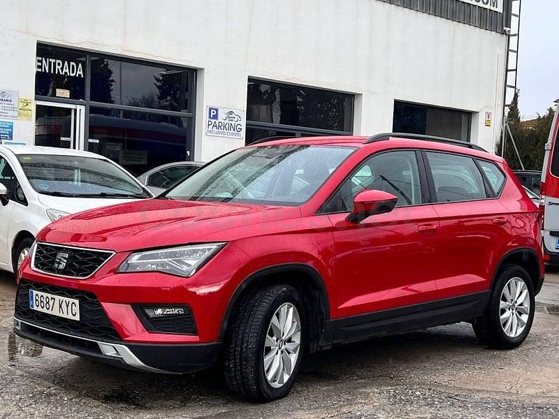 Begagnad Seat Ateca Style 150 HK (110 kW) 2019 Röd SUV