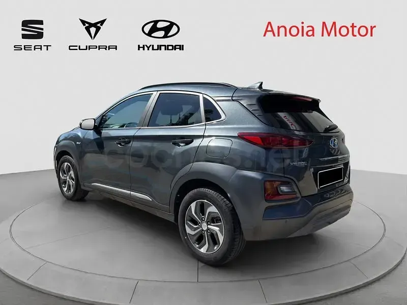 Usado Hyundai Kona 141 CV (103 kW) 2020 Gris / plata SUV