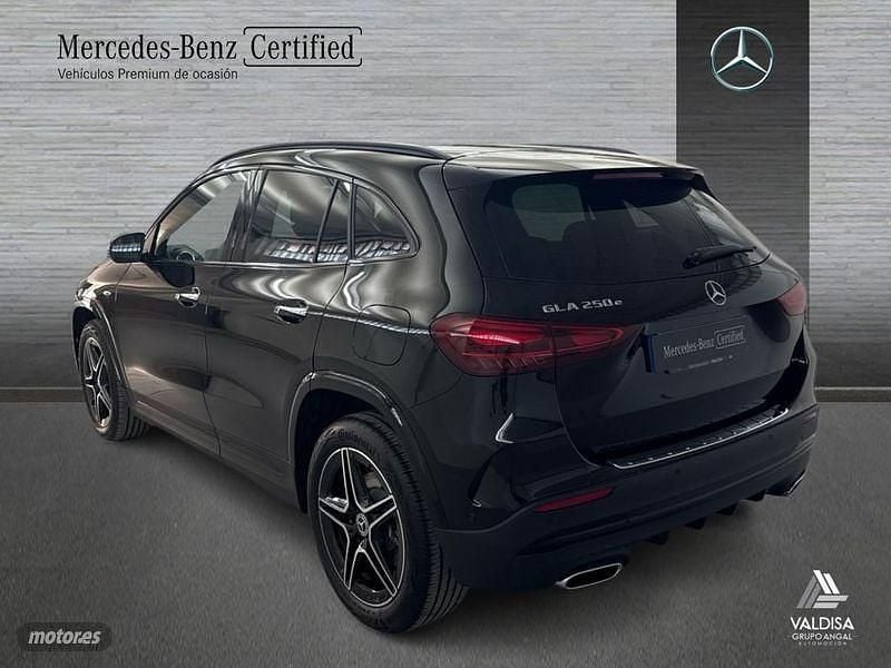 Usado Mercedes GLA250 AMG line 218 CV (160 kW) 2025 Negro SUV