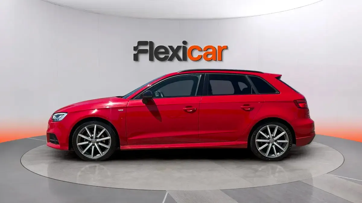 Usado Audi A3 S-Line 150 CV (110 kW) 2019 Rojo Berlina