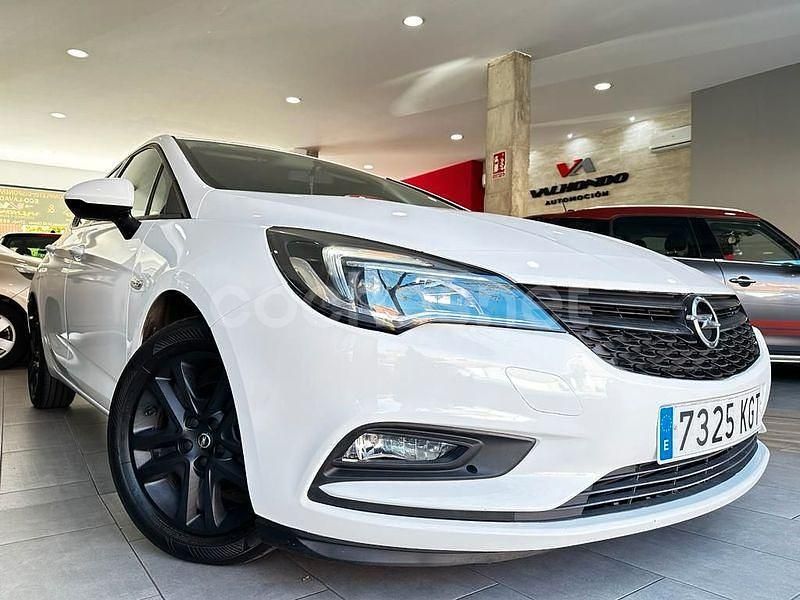 Usado Opel Astra Business 110 CV (80 kW) 2018 Blanco Berlina