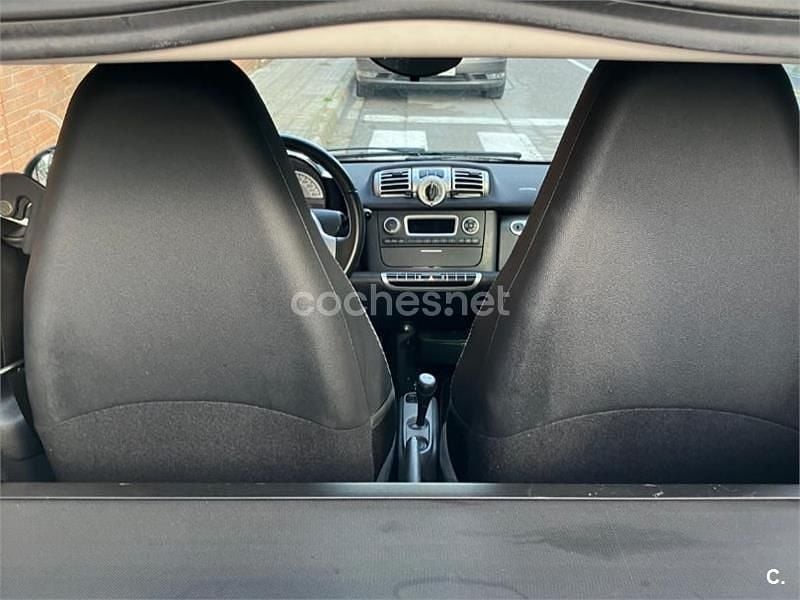 Usado Smart ForTwo Cabrio Passion 71 CV (52 kW) 2011 Blanco Descapotable