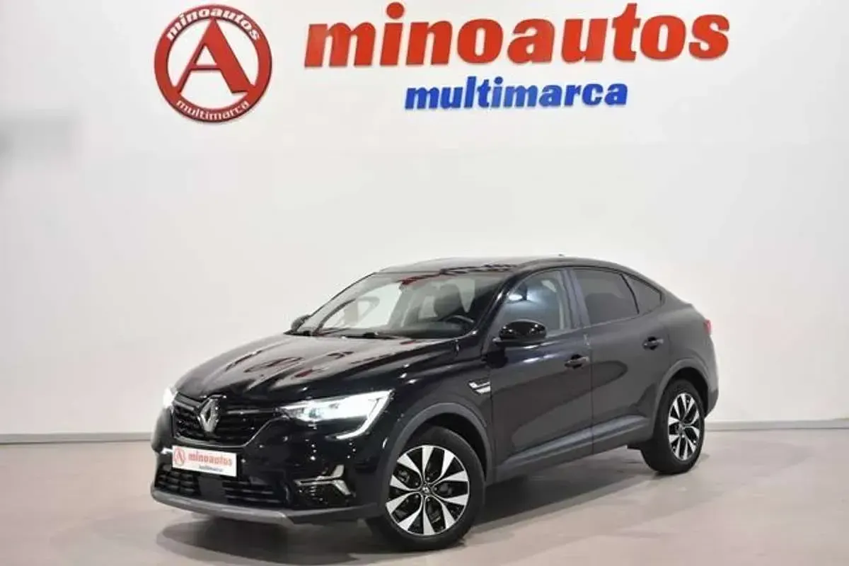 Usado Renault Arkana Business 140 CV (102 kW) 2023 Negro SUV