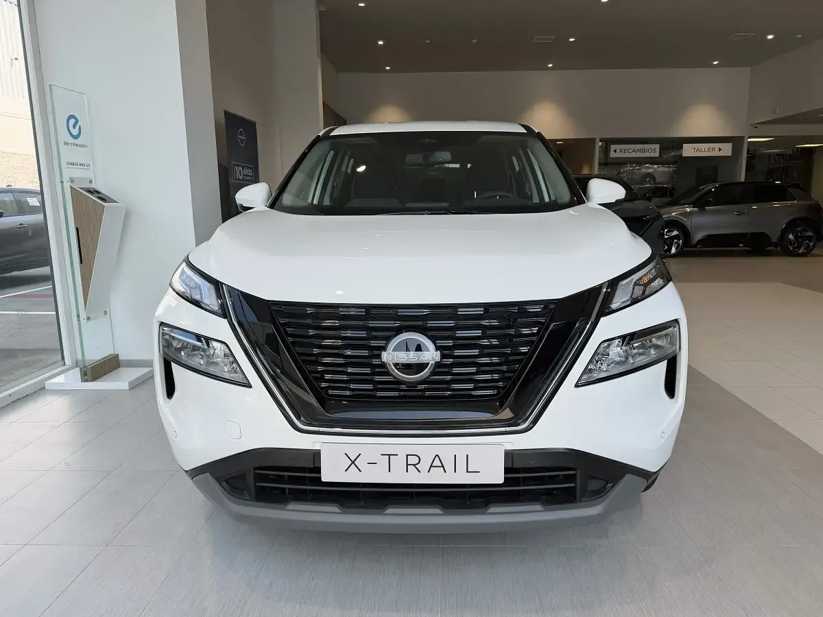 Nuevo Nissan X-Trail Acenta 204 CV (150 kW) 2026 Blanco SUV