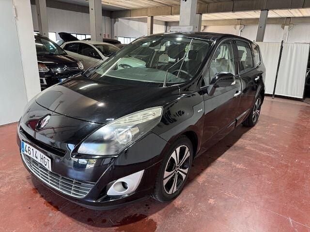 Usado Renault Grand Scénic III Bose Edition 130 CV (95 kW) 2011 Negro Monovolumen