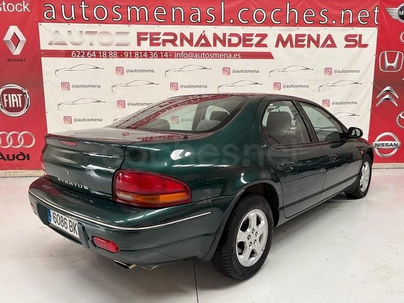 Usado Chrysler Stratus 163 CV (119 kW) 2001 Verde Berlina
