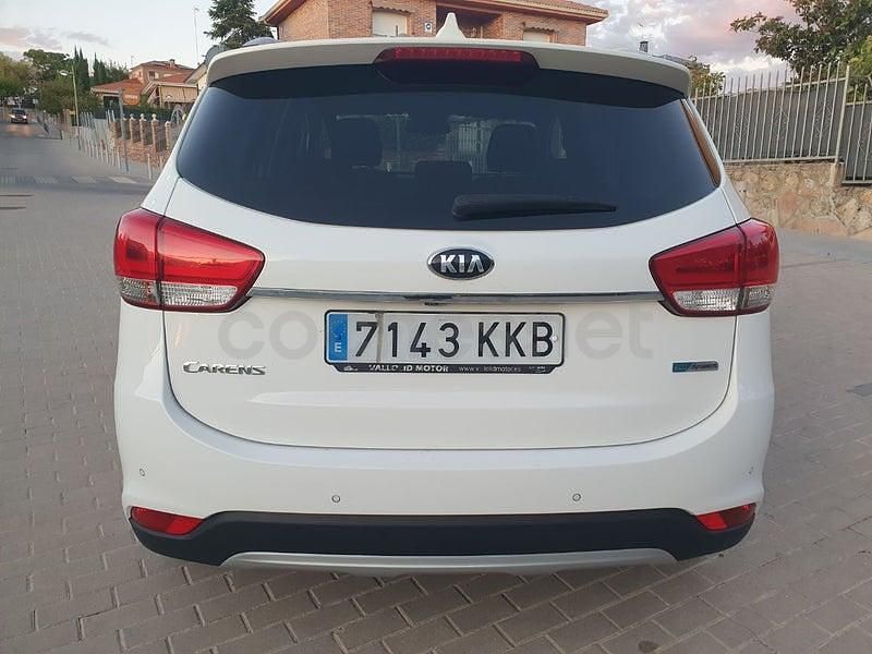 Usado Kia Carens 115 CV (84 kW) 2018 Blanco Monovolumen