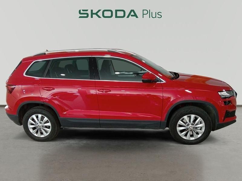 Usado Skoda Karoq Selection 150 CV (110 kW) 2024 Rojo SUV