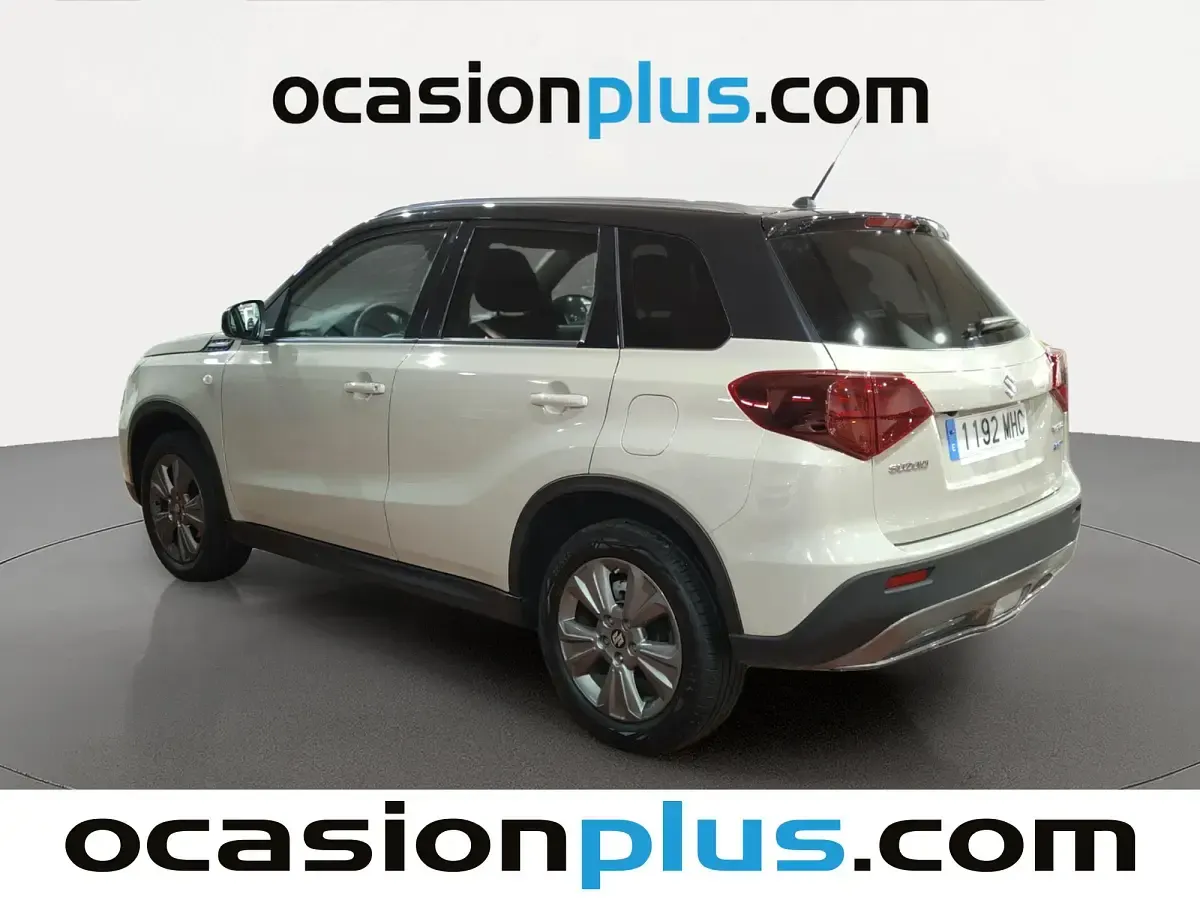 Usado Suzuki Vitara 129 CV (94 kW) 2023 Beige SUV