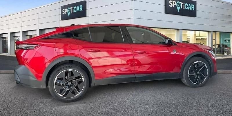 Usado Peugeot 408 GT GT 131 CV (96 kW) 2023 Rojo