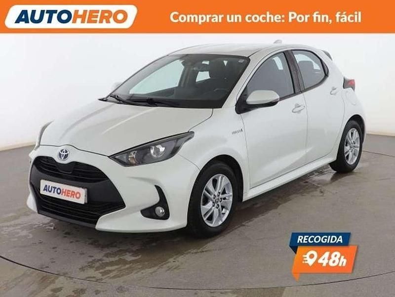 Blanco Usado 2021 Toyota Yaris Hybrid Active Berlina | 17.237 € (Buen precio) - Imagen 1/3