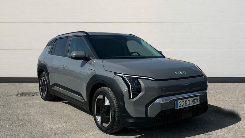 Usado Kia EV3 Earth 150 kW (204 CV) 2025 Gris SUV
