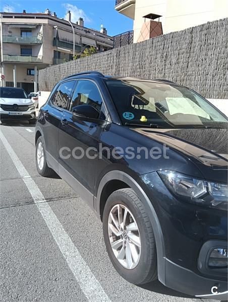 Usado VW T-Cross Advance 95 CV (69 kW) 2022 Negro SUV