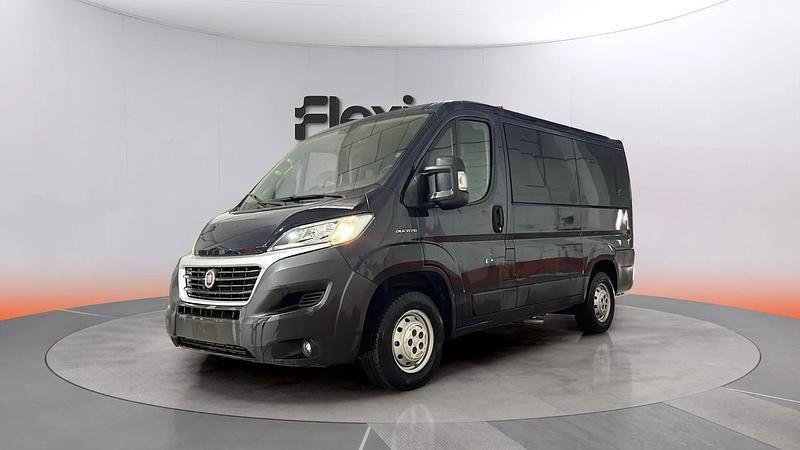 Usado Fiat Ducato 110 CV (80 kW) 2018 Azul Van