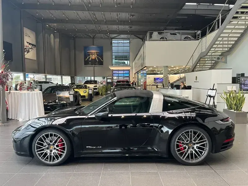 Usado Porsche 911 Targa 4S 450 CV (330 kW) 2023 Negro Descapotable