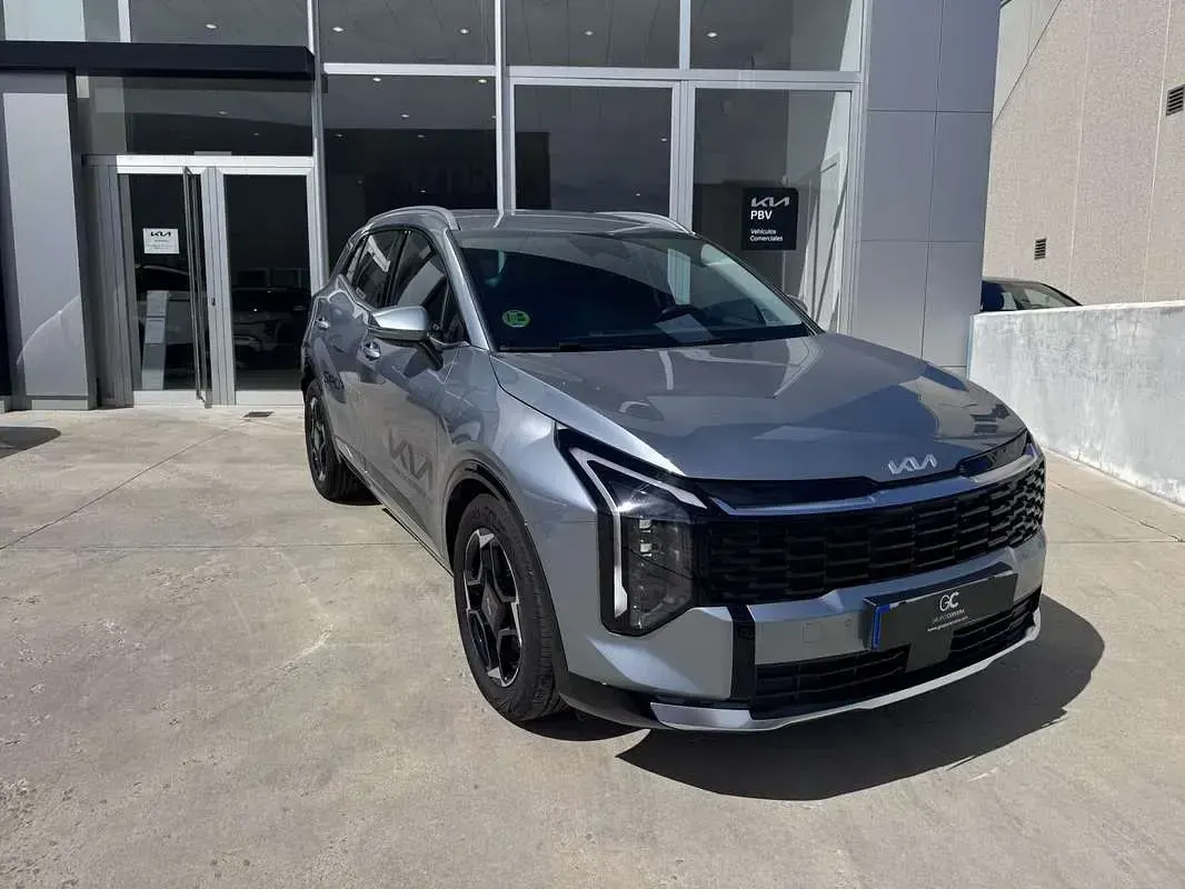 Usado Kia Sportage 150 CV (110 kW) 2025 Plateado SUV